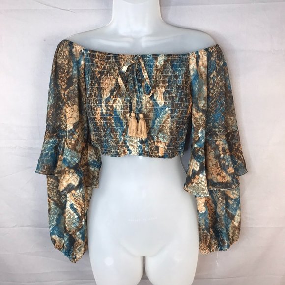 12th tribe ruched cropped chiffon shirt. - Picture 1 of 5